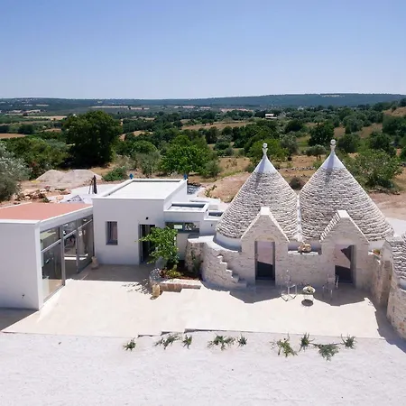 Trulli Olsen & G * كاستيلانا غروتي